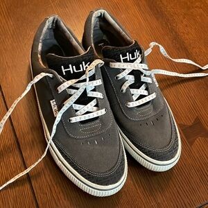 HUK Mens Mania Leather Shoes Sneakers Fishing Gray Suede Size 8.5